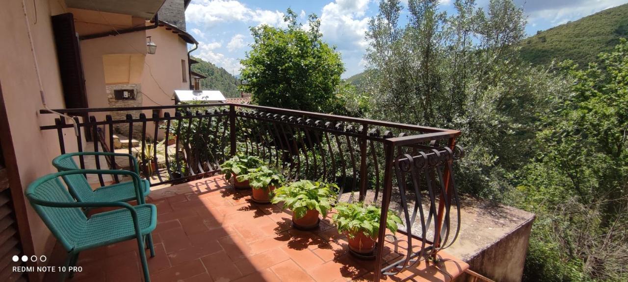 Casa Belvedere A Valle San Martino Di Сполето Екстериор снимка