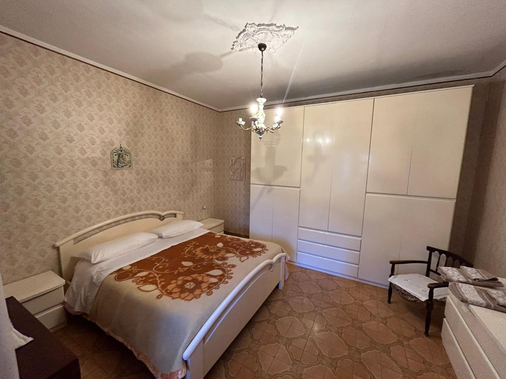 Casa Belvedere A Valle San Martino Di Сполето Екстериор снимка