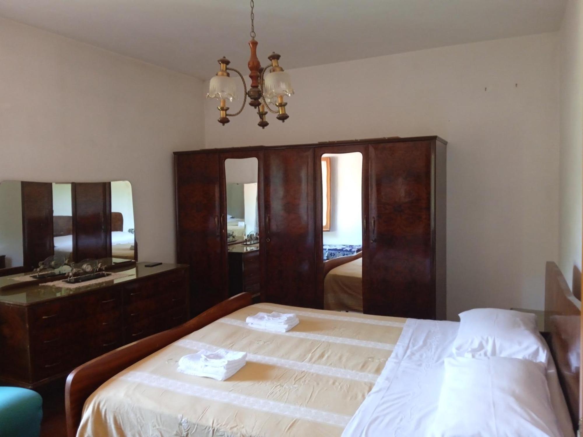 Casa Belvedere A Valle San Martino Di Сполето Екстериор снимка